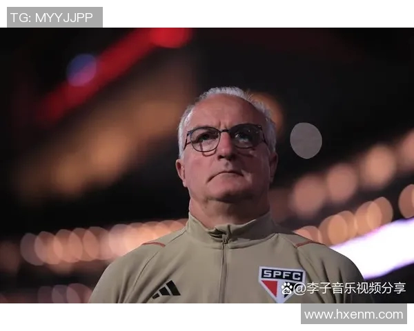 克罗斯的足球之路:从天才少年到世界顶级中场的传奇旅程